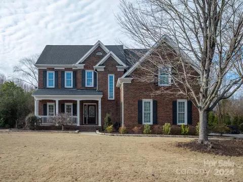 9410 Belmont Ln, Marvin, NC 28173