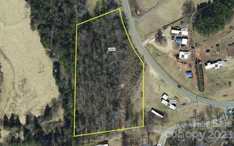 2840 Warlicks Church Rd, Connelly Springs, NC 28612