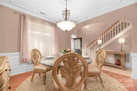 Dining - 18944 Coachmans Trce, Cornelius, NC 28031 photo 2 of 4