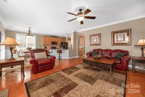 Living - 18944 Coachmans Trce, Cornelius, NC 28031 photo 1 of 3
