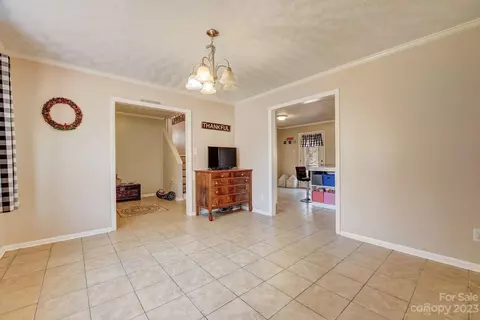 804 7th Ave, Conover, NC 28613 photo 5