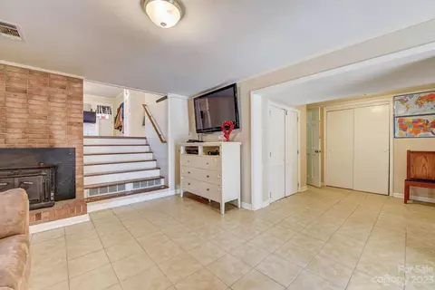 804 7th Ave, Conover, NC 28613 photo 14