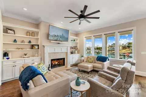 Living - 20817 Pointe Regatta Dr, Cornelius, NC 28031 photo 1 of 5