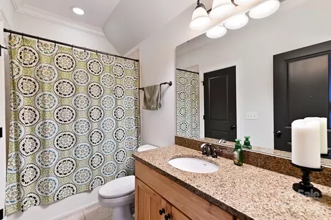 Bath - 20817 Pointe Regatta Dr, Cornelius, NC 28031 photo 5 of 6