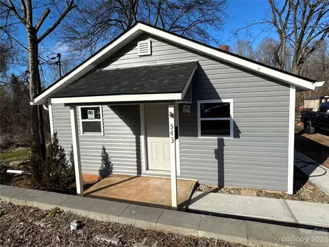543 Mclelland Ave, Mooresville, NC 28115