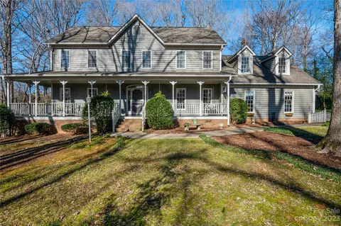 2313 Wedgewood Dr, Matthews, NC 28104