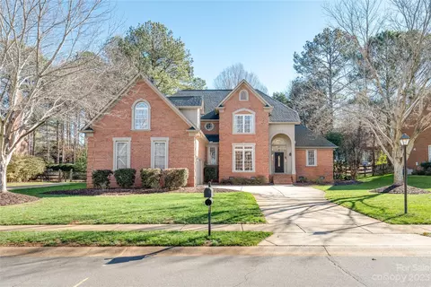 13341 Chasewater Dr, Charlotte, NC 28277