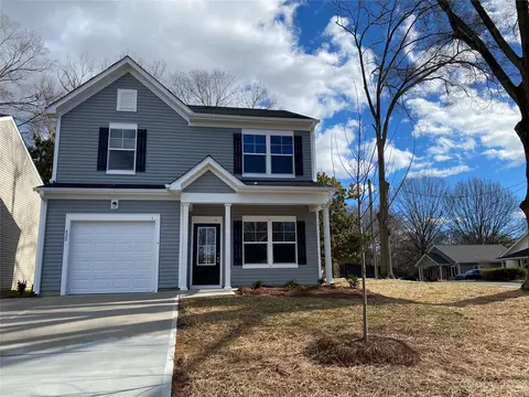 428 Ridge 4 Ave #4, Mooresville, NC 28115