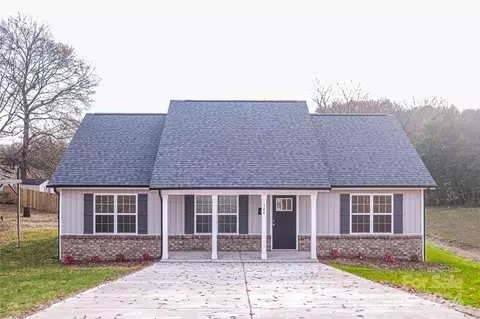 544 E C St, Kannapolis, NC 28083