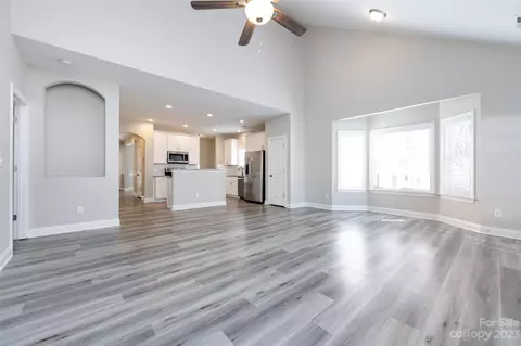 18909 Ruffner Dr, Cornelius, NC 28031 photo 8