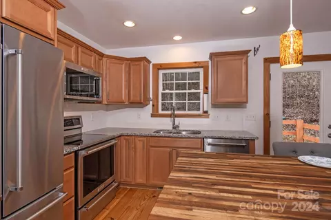 198 Eagles Path, Boone, NC 28607 photo 12