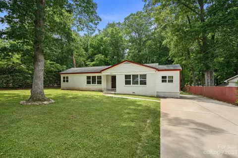 519 Stilwell Oaks Cir, Charlotte, NC 28212