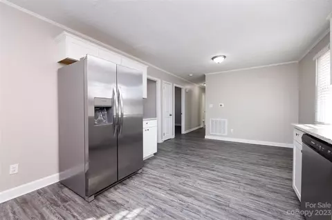636 Westside Ter, Davidson, NC 28036 photo 9