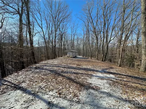 149 Painter Rd, Banner Elk, NC 28604