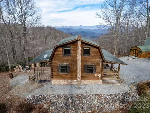 350 Shiloh Ln, Rosman, NC 28772