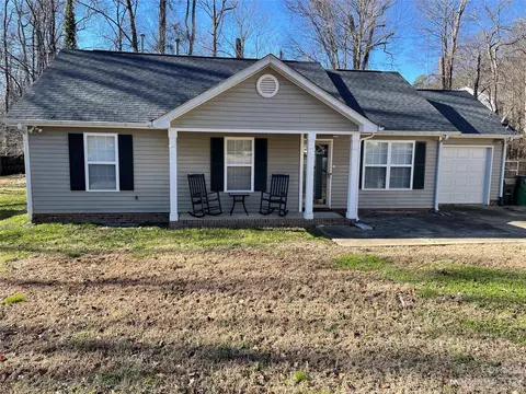 2609 Daffodil Dr, Charlotte, NC 28269