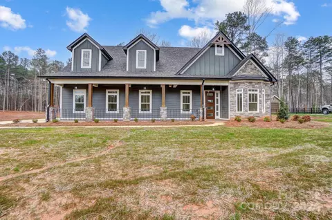 411 Henry Chapel Rd, Belmont, NC 28012