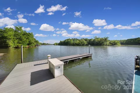 761 River Park Rd, Belmont, NC 28012