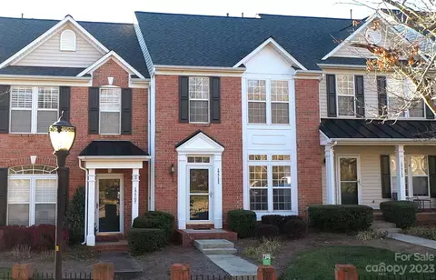 17711 Delmas Dr, Cornelius, NC 28031