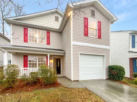 127 Hunslet Cir, Charlotte, NC 28206