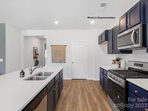 2004 Vanderlyn St, Monroe, NC 28112 photo 8