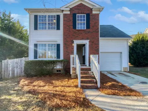 11518 Stewarts Crossing Dr, Charlotte, NC 28215