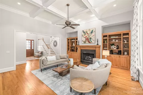Living - 13606 Evening Primrose Dr, Davidson, NC 28036 photo 2 of 7