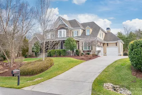 13606 Evening Primrose Dr, Davidson, NC 28036
