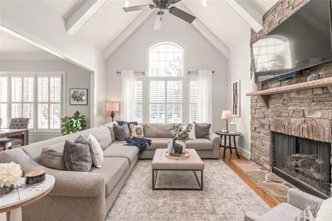 Living - 13606 Evening Primrose Dr, Davidson, NC 28036 photo 6 of 7