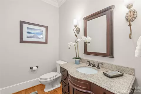 Bath - 13606 Evening Primrose Dr, Davidson, NC 28036 photo 1 of 6