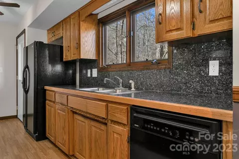 113 Catatoga Path, Brevard, NC 28712 photo 18