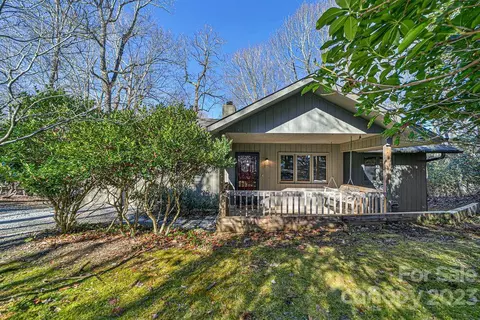 113 Catatoga Path, Brevard, NC 28712