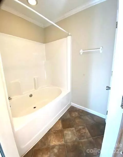 70 Westbrook Cir, Clyde, NC 28721 photo 15
