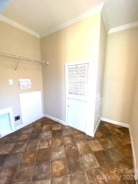 70 Westbrook Cir, Clyde, NC 28721 photo 14