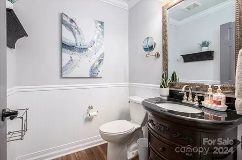 Other - 907 3rd Street Ne Pl NE, Conover, NC 28613 photo 3 of 10