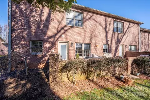Exterior - 907 3rd Street Ne Pl NE, Conover, NC 28613 photo 6 of 6