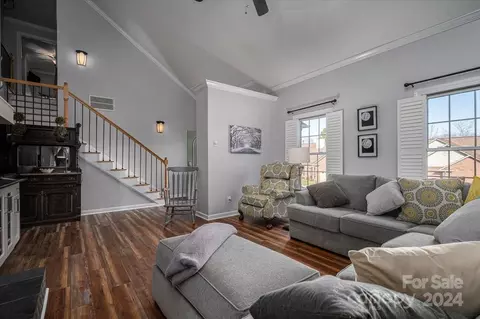 Living - 907 3rd Street Ne Pl NE, Conover, NC 28613 photo 2 of 4