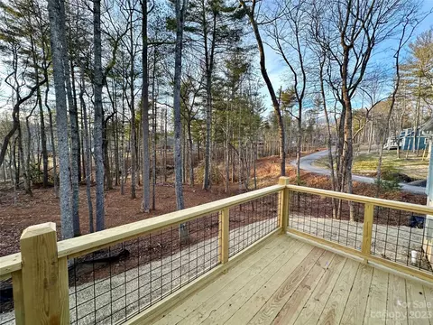 185 Cascade Rdg, Fairview, NC 28730 photo 3
