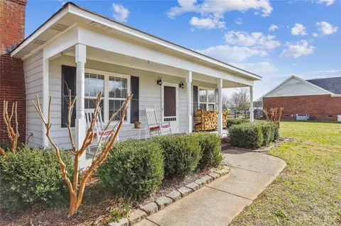 3910 Matthew Dr, Monroe, NC 28110 photo 4