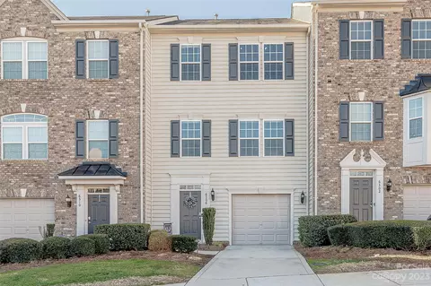 6306 Short Line Ct, Charlotte, NC 28210