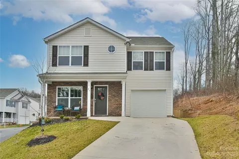 27 Hamrick Dr, Candler, NC 28715
