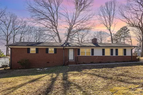 406 White Oak Ln, Stallings, NC 28104
