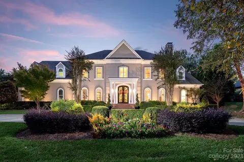 8834 Winged Bourne Rd, Charlotte, NC 28210