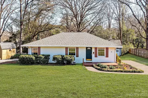 4411 Longwood Dr, Charlotte, NC 28209