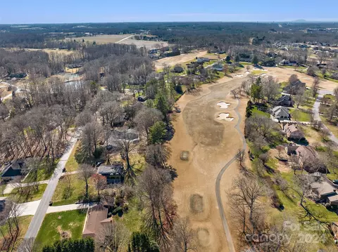 View/Area - 2468 Eagle Dr, Conover, NC 28613 photo 10 of 15