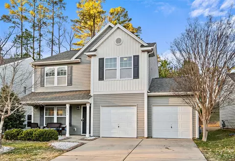 3226 Lemongrass Ln, Charlotte, NC 28214