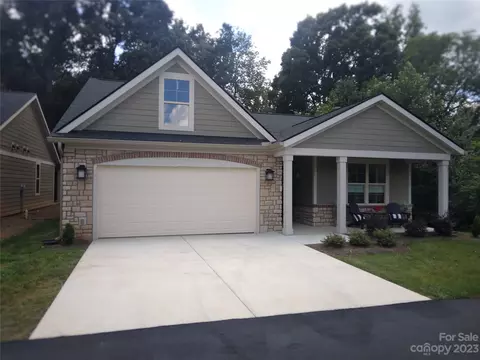 835 B Wynnshire 54 Dr #54, Hickory, NC 28601