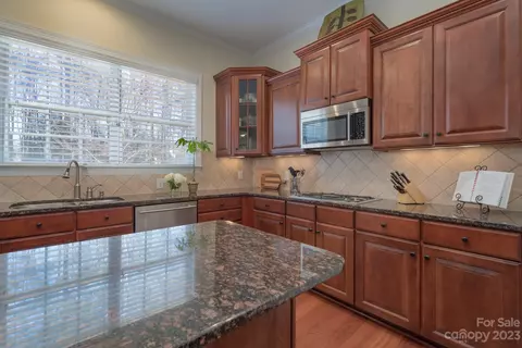 657 Quicksilver Trl, Fort Mill, SC 29708 photo 17