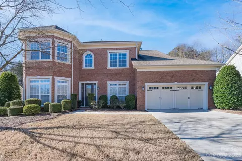 657 Quicksilver Trl, Fort Mill, SC 29708