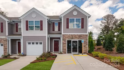 7008 N Mills Rd, Charlotte, NC 28216